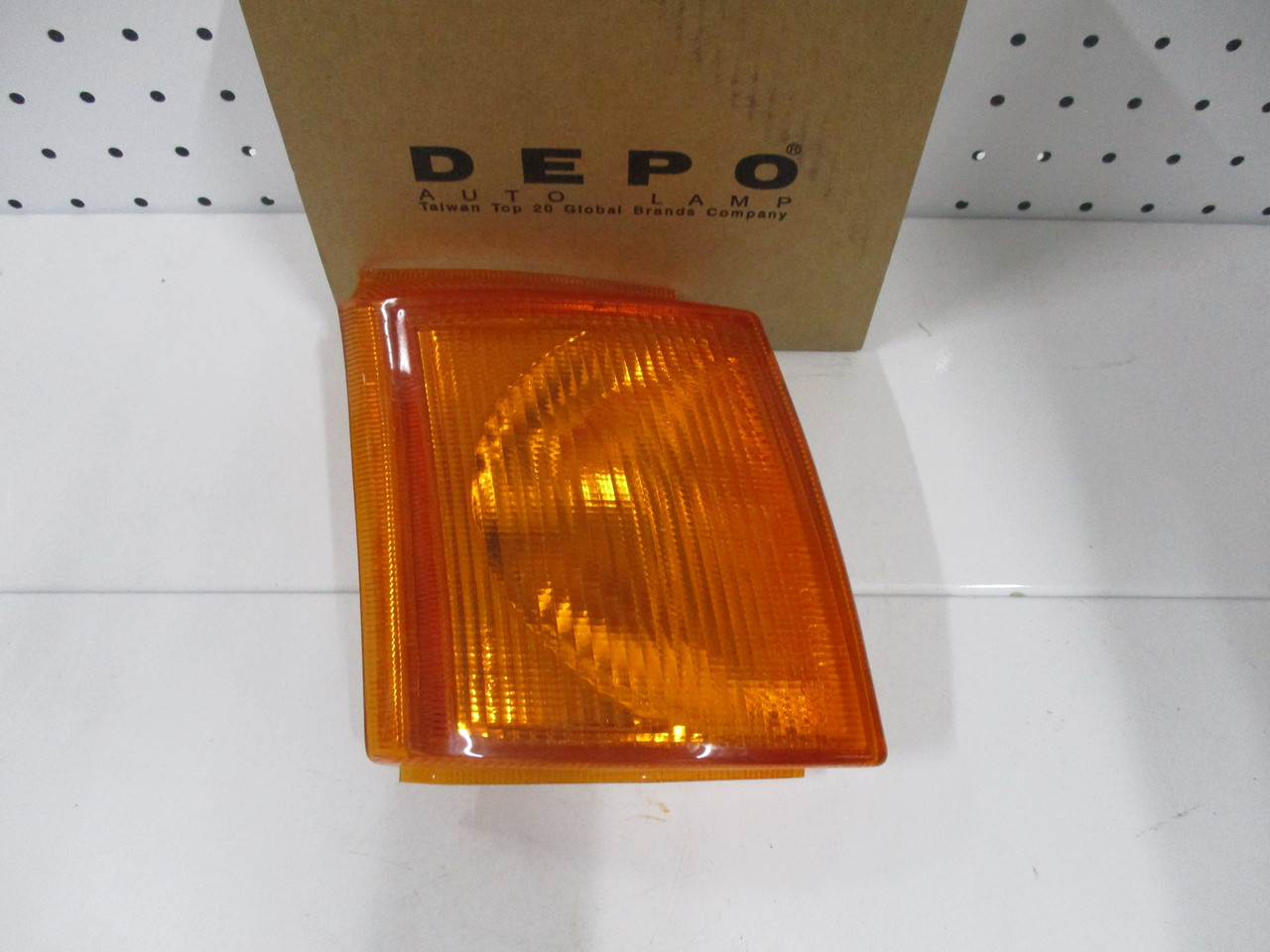 Покажчик повороту правий жовтий DEPO 431-1517R-UE FORD TRANSIT 91->