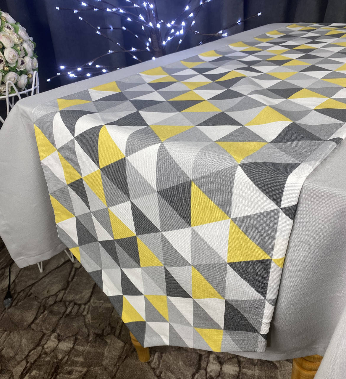 

Скатерть-дорожка (раннер) на стол тефлоновая высокого качества, 40см х 170см