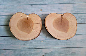 Набір декоративних шліфованих спилів дерева у вигляді серця d 15-17 см. Вишня