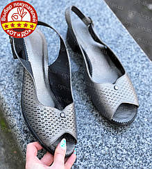 Жіночі босоніжки великого розміру 39-40 на невеликому підборі на повну широку ногу