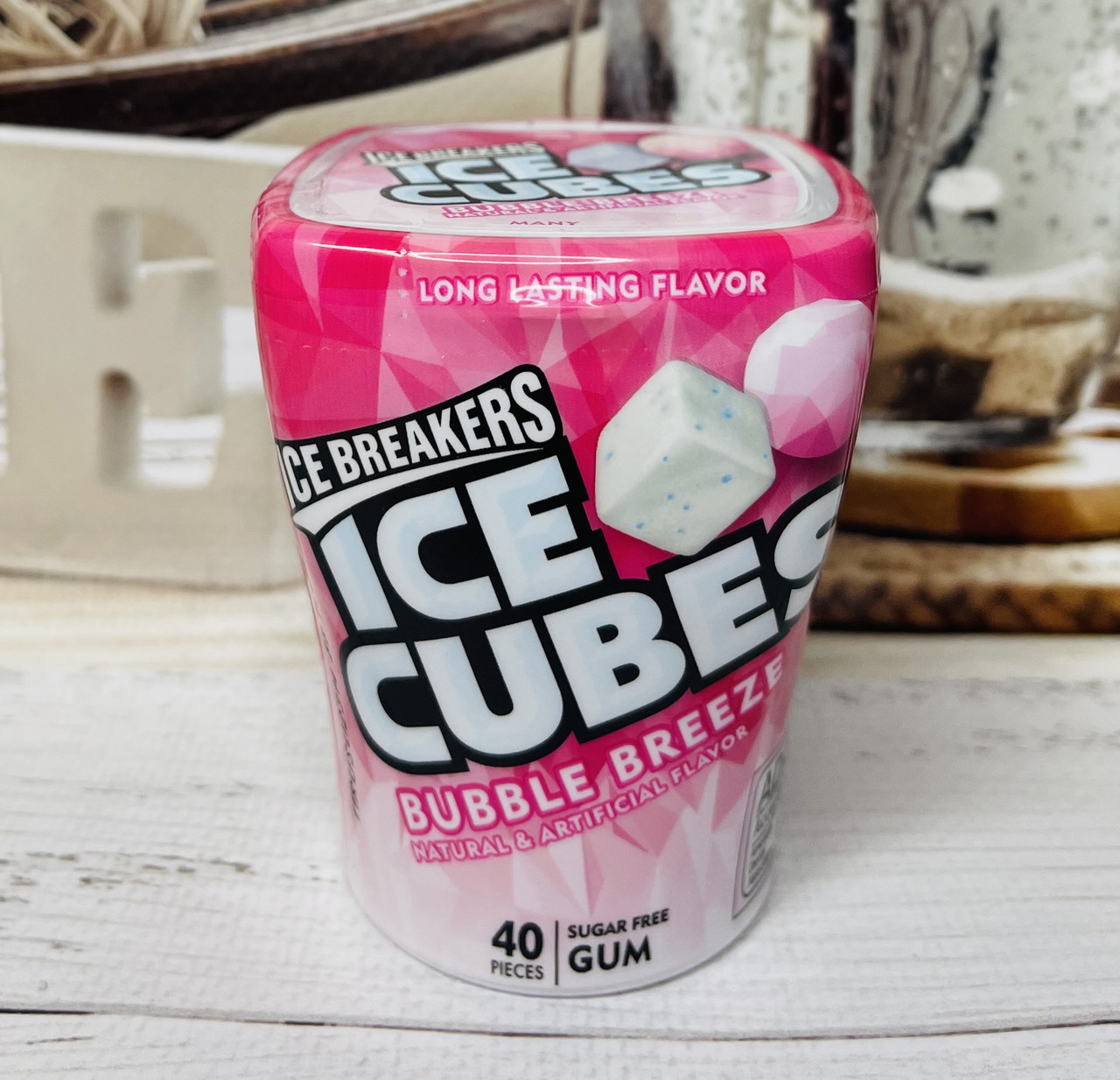 Жувальна гумка ICE BREAKERS Ice Cubes "Смак жуйки"
