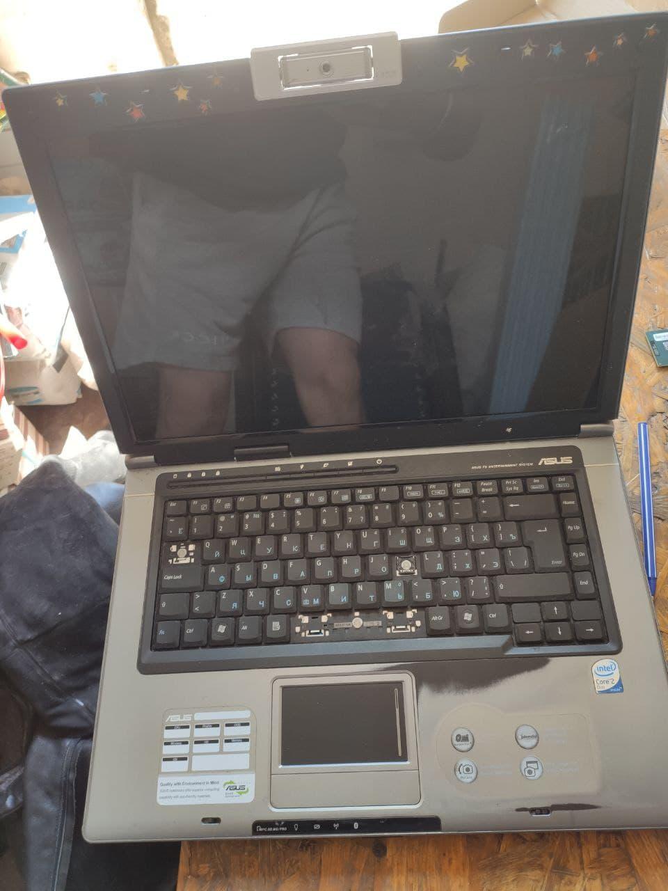Ноутбук на запчастини Asus f5rl