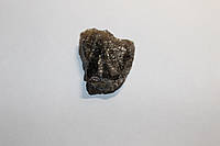 Раух-топаз камень 39*29*17 мм. натуральный дымчатый кварц