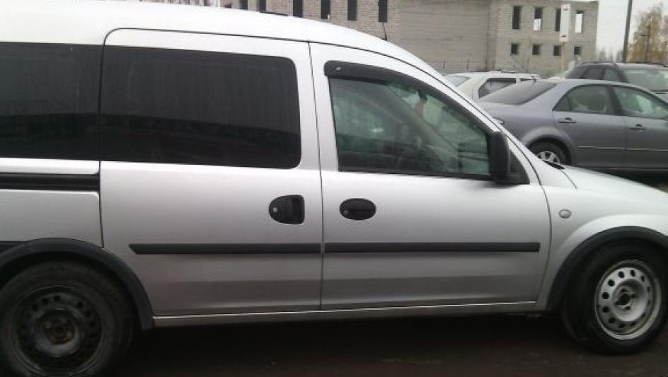 Вітровики Opel Combo C 2d 2001-2011 Cobra Tuning