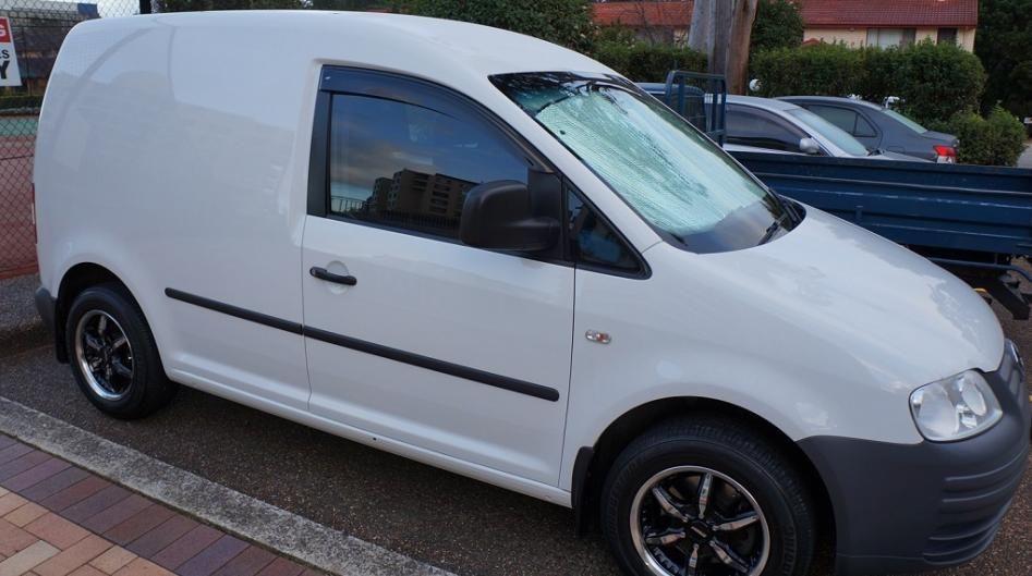 Вітровики VW Caddy III 2d 2004 Cobra Tuning