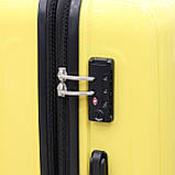 Пластикова валіза середнього розміру  Airtex Jupiter 241, 75 л жовта, фото 5