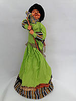Баба Яга декоративная Ведьма с метлой и в шляпе Кукла Оберег Статуэтка на батарейках Глаза светятся и шумит