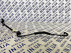 Трубка вентиляційна Mercedes W221, C216 A2214700964