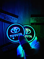 Подсветка подстаканника с логотипом автомобиля TOYOTA