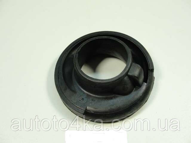 Подушка пружини задньої нижня VAG 7H0511150B