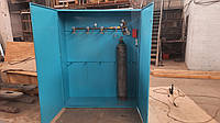 Шкаф для кислородных баллонов, с рампой и обогревом для кислородного редуктора.