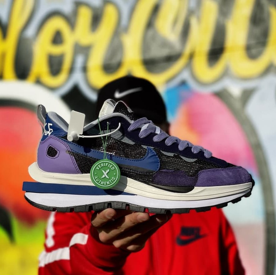 nike vaporwaffle sacai purple