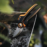 Секатори Fiskars X-series