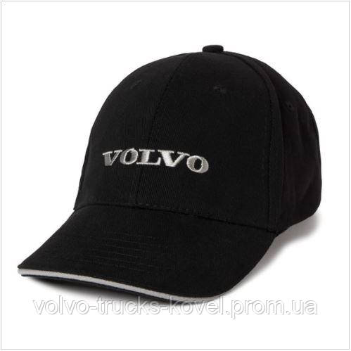 Кепка з козирком чорного кольору з надписом Volvo