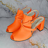 Босоніжки на широкому каблуці, фото 2