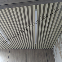Реечный подвесной потолок, кубообразная рейка 50х50мм, шаг 50мм, цвет бежевый RAL 1015