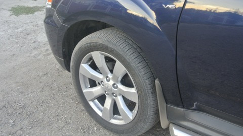 Передні бризковики для Mitsubishi Outlander XL (07-) з порогами