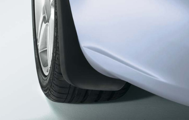 Бризковики задні для Audi A3 Sportback 2013 оригінальні 2шт 8V4075101