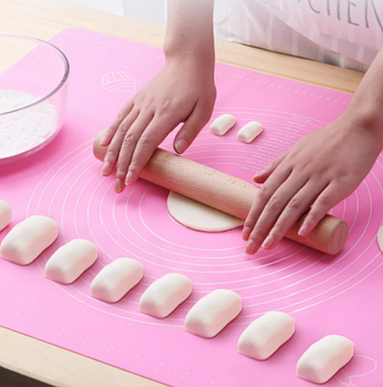 Силіконовий килимок для випікання та розкачування тіста 38х46 см, рожевий (KG-2516)