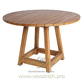 Круглий дерев'яний стіл для вулиці