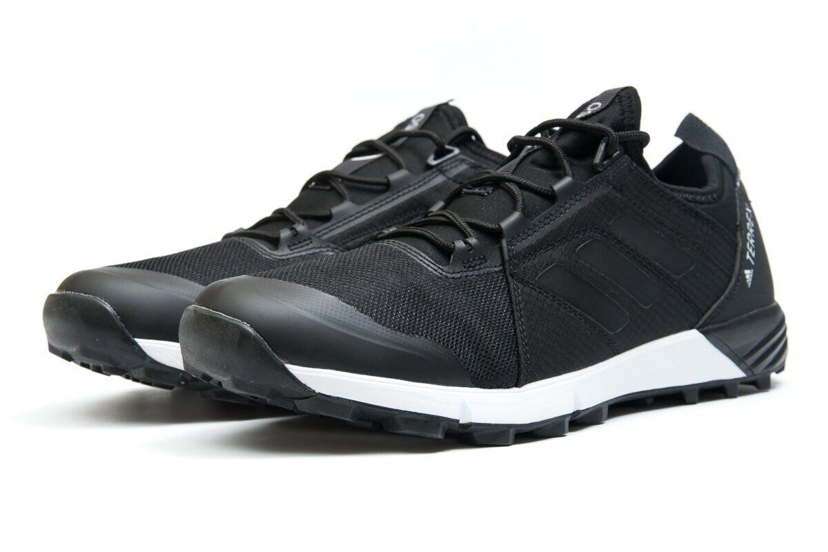 Чоловічі шкіряні кросівки Adidas Terrex 250 (;)