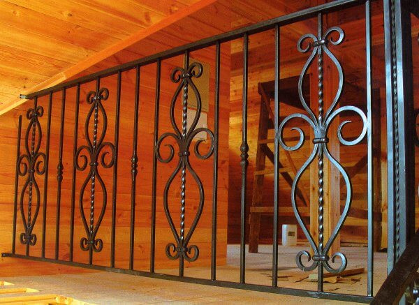 Ексклюзивні ковані поручні перила