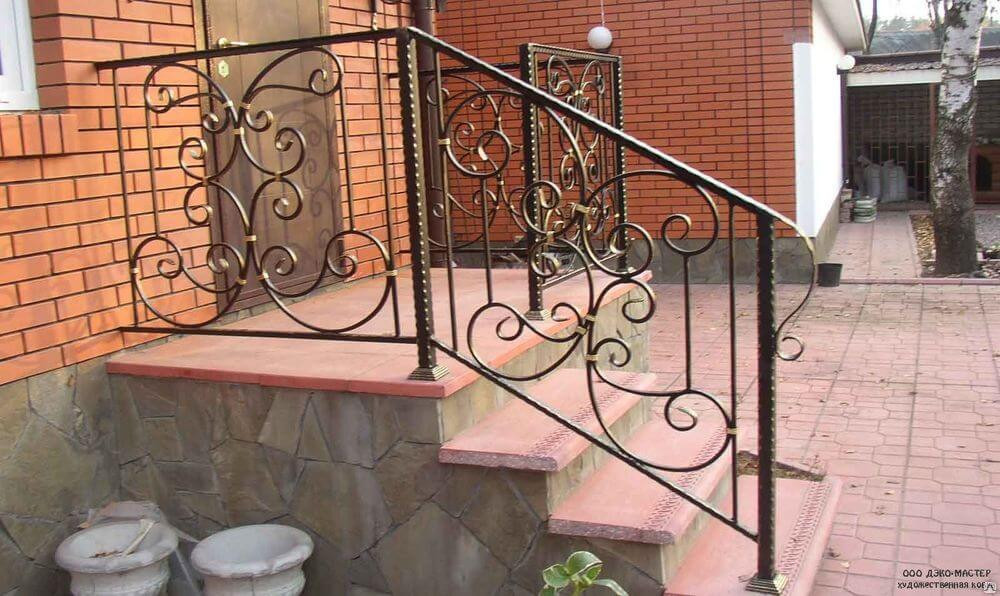 Варіанти ковчених поручнів