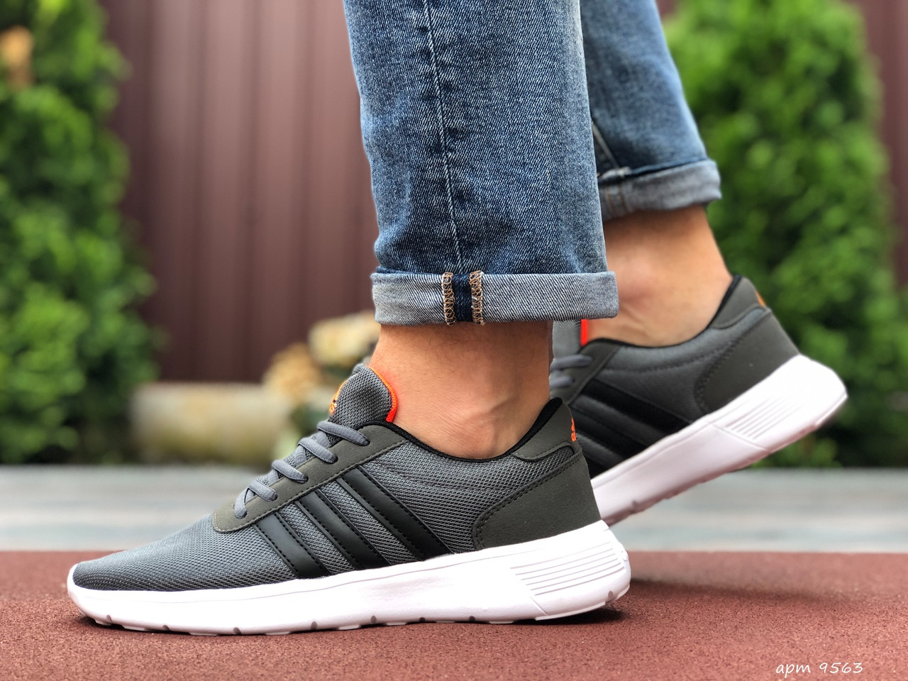 Мужские кроссовки Adidas серые