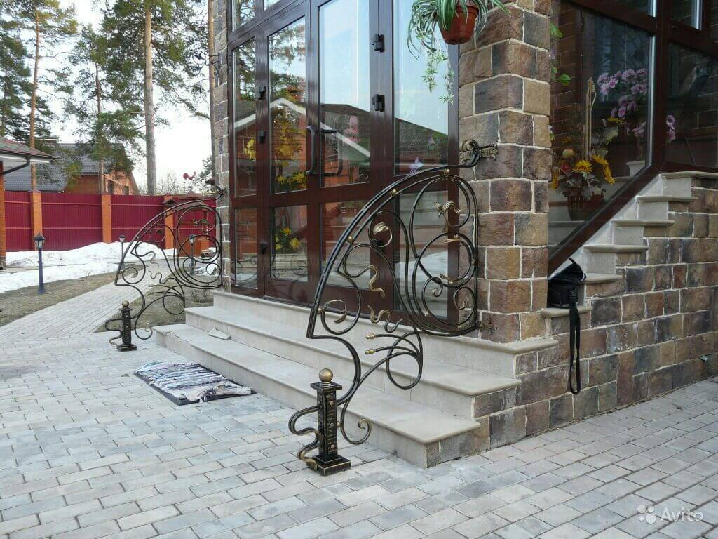 Ковані бильця