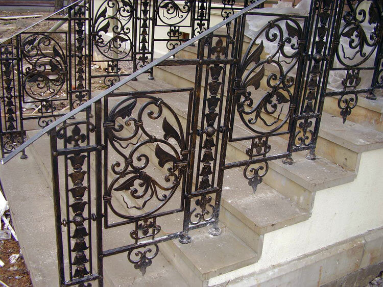 Ковані бильця вуличні