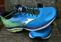 Огляд кросівок Mizuno Wave Rider 19