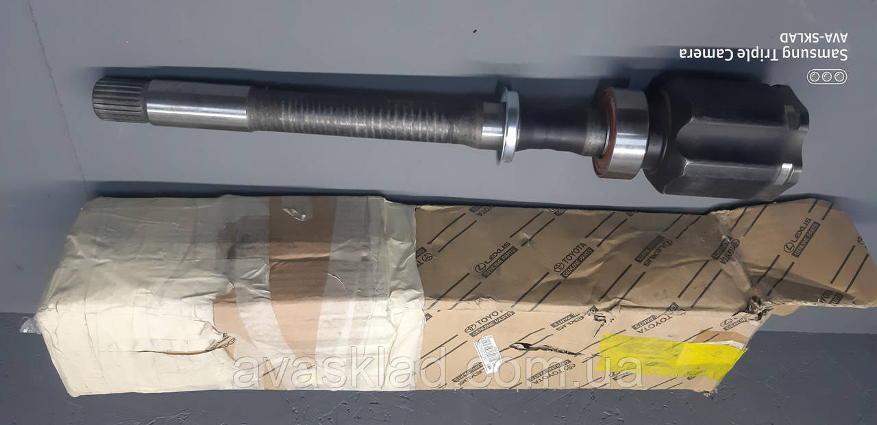 Напівось проміжна без тришипа оригінал TOYOTA 4303042100 +