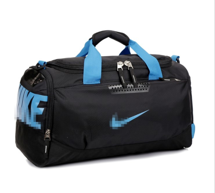 Спортивна велика дорожня сумка Nike чорна