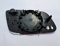 Дзеркальний елемент на ліве дзеркало Audi A6 c5, c 1997 — 2005г.