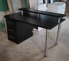 Чорний комп'ютерний стіл з надстройкою Модель V589