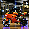 Дитячий електро мотоцикл двоколісний на акумуляторі Ducati M 4104 для дітей 3-8 років автопофарбування жовтогарячий, фото 3