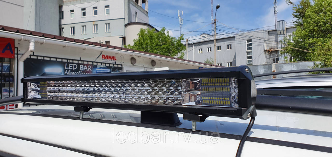 Автомобільна світлодіодна фара на дах авто Led Bar 4D 396 ВТ 70 см