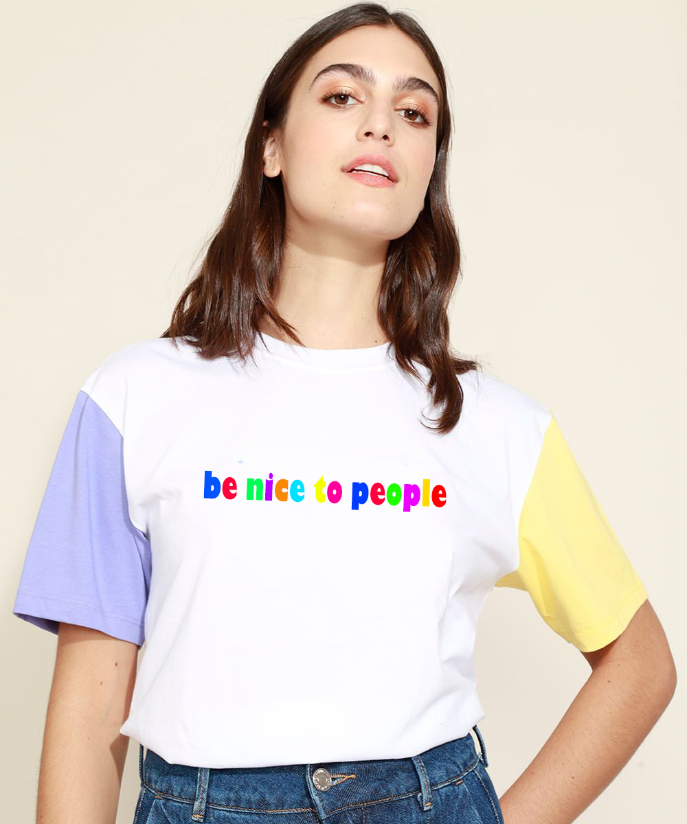 Футболка жіноча з принтом (be nice to people)