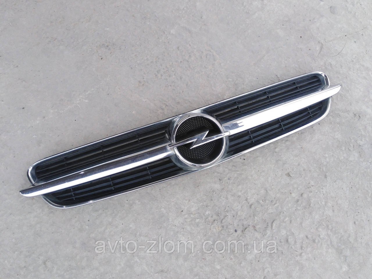 Решітка радіатора, капота Opel Vectra C, Опель Вектра Ц. Європа., фото 1