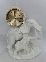 Часы настольные Белые слоны Мама с ребенком Статуэтка Кварц