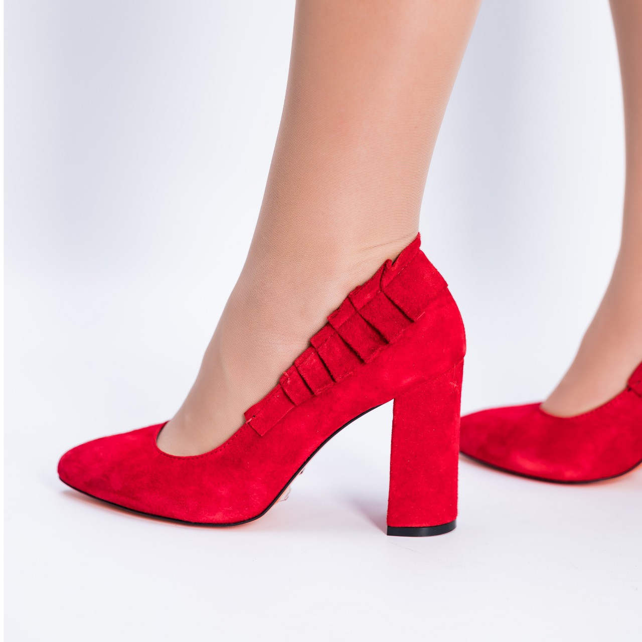 Туфлі човники жіночі червоні на стійкому підборі з натуральної замші 9 см, фото 1