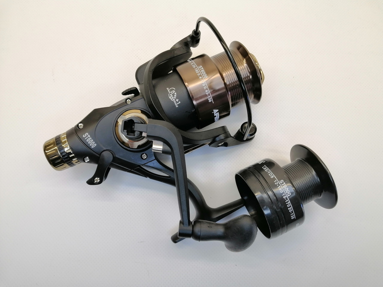 Котушка Feima ST 6000 5 + 1bb, з бейтраннером