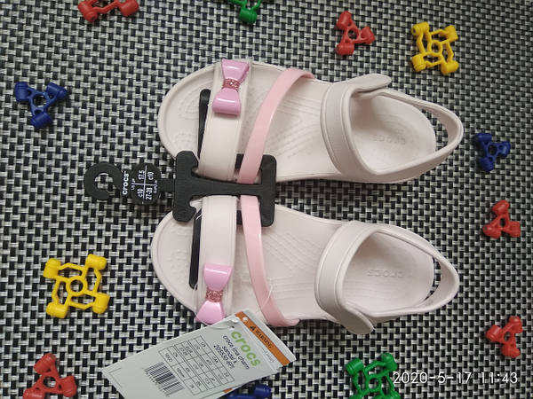 Crocs top keeley sandal