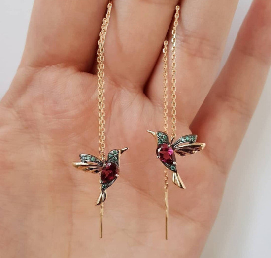Сережки Finding Протяжка колібрі Золотистий і різнокольорові стрази 18 mm x 16 mm