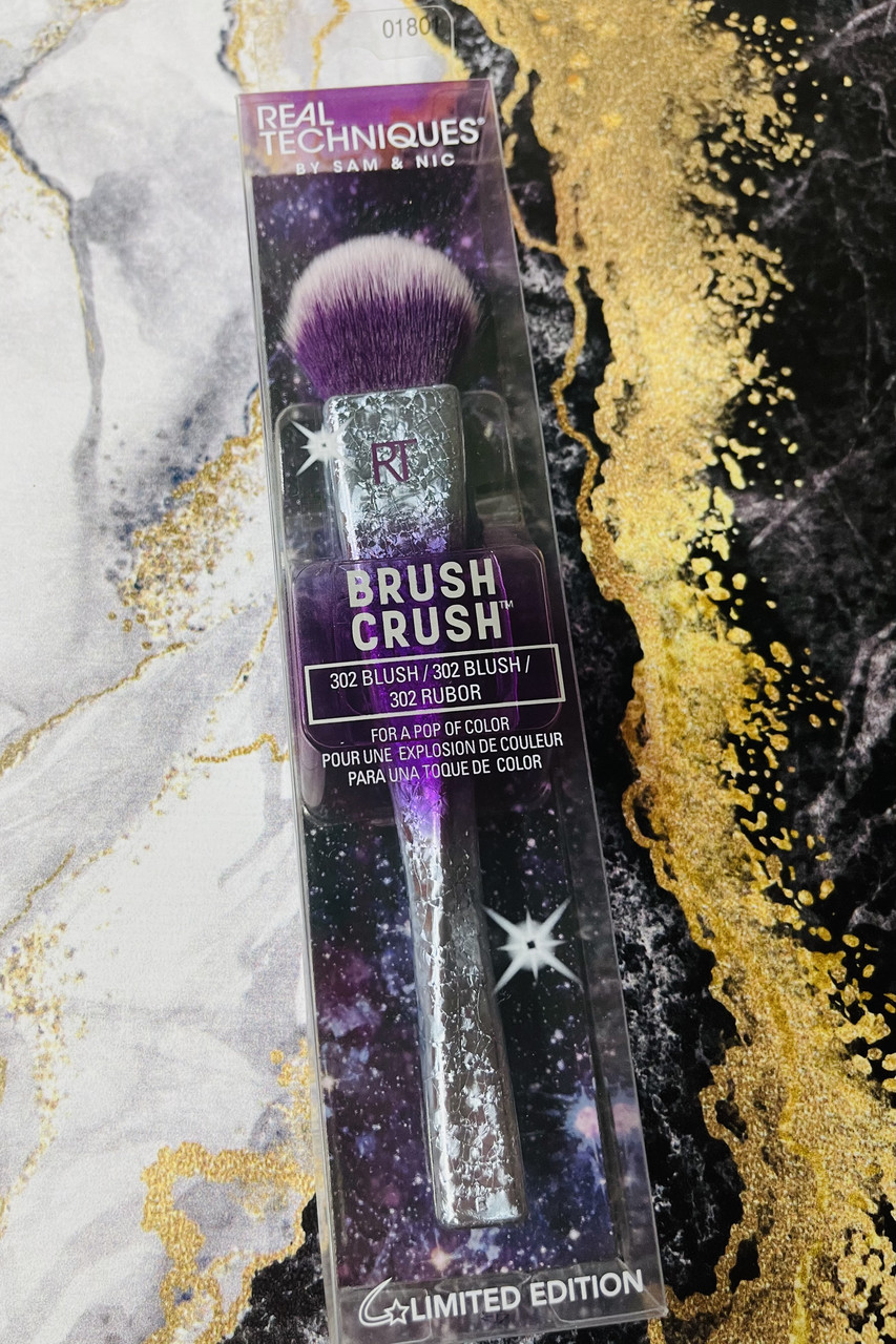 Пензлик для рум'ян REAL TECHNIQUES Blush Brush Crush