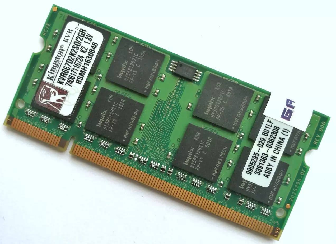 Оперативна пам'ять для ноутбука Kingston SODIMM DDR2 1Gb 667MHz 5300S CL5 (KVR667D2K2S0/2GR) Б/В