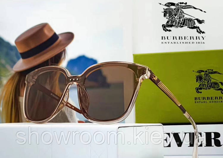 Жіночі сонцезахисні окуляри Burberry (9106) powder
