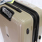 Зручна мала пластикова валіза на 4-х колесах, на 43 л Airtex бежева, фото 8