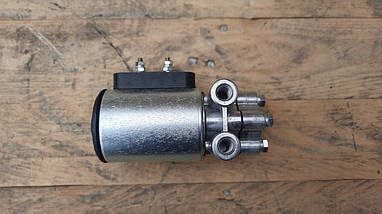 РС330-3721560-00 Електромагнітний клапан підйому кузова (РС330) (РС 15.3747), фото 4