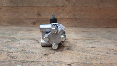 РС330-3721560-00 Електромагнітний клапан підйому кузова (РС330) (РС 15.3747), фото 3